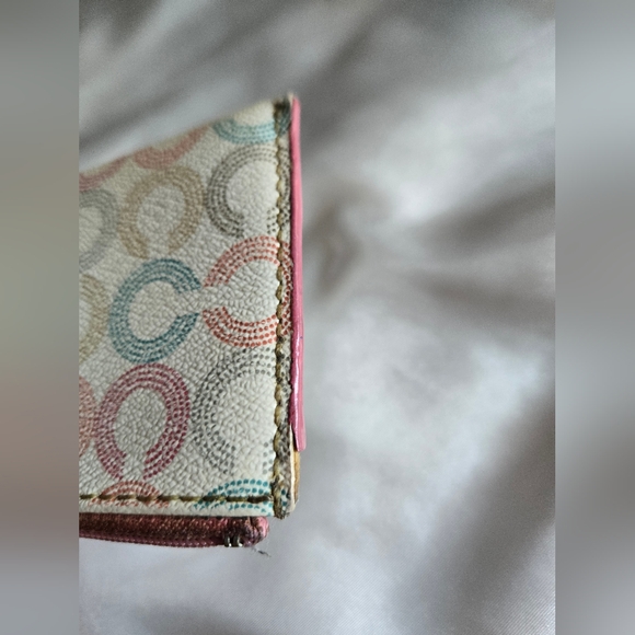 Coach Signature Pastel Card Holder - Picture 7 of 10